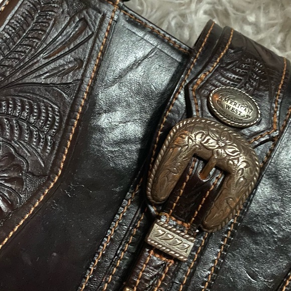 American West | Conceal Carry Handbag - Picture 3 of 9